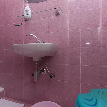 Guesthouse Josko Makarska Exterior photo